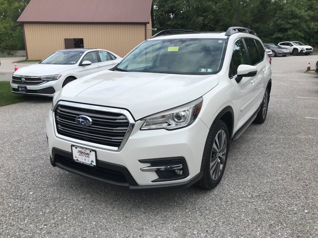 Used 2020 Crystal White Pearl Subaru Limited image 4
