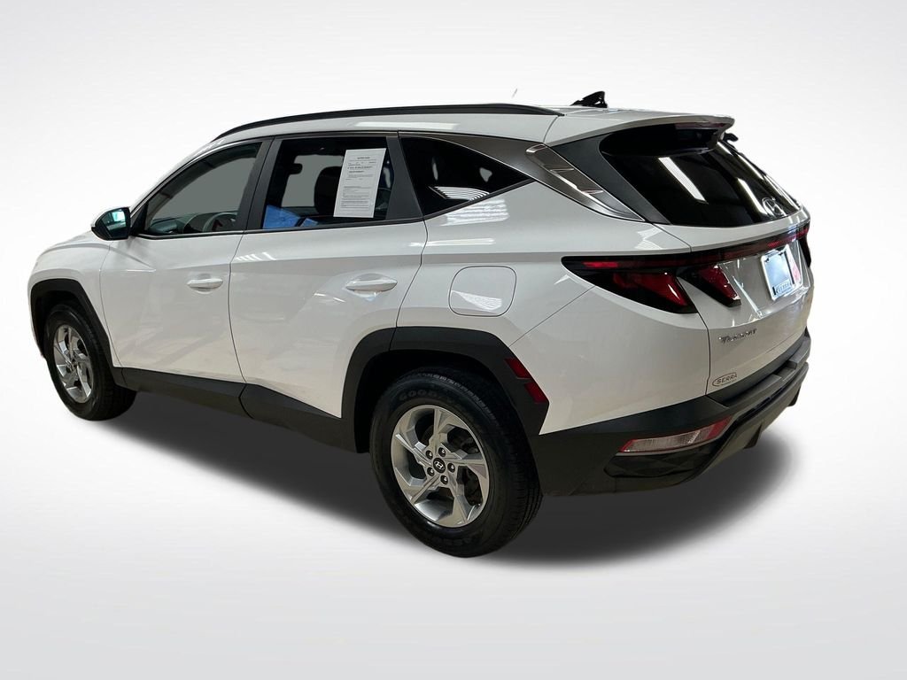 Used 2024 White Hyundai SEL image 5