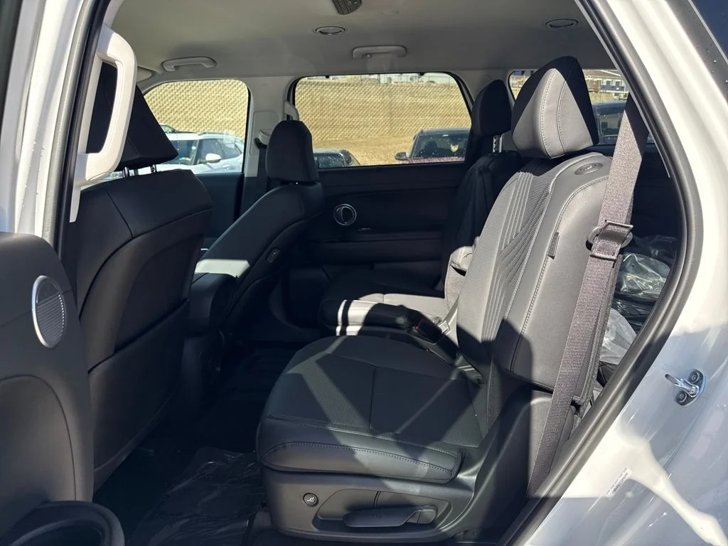 New 2026 White Hyundai SEL image 25