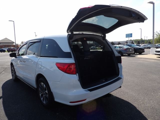Used 2022 Platinum White Pearl Honda EX-L image 11