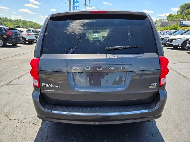 Used 2017 Granite Dodge SXT image 7