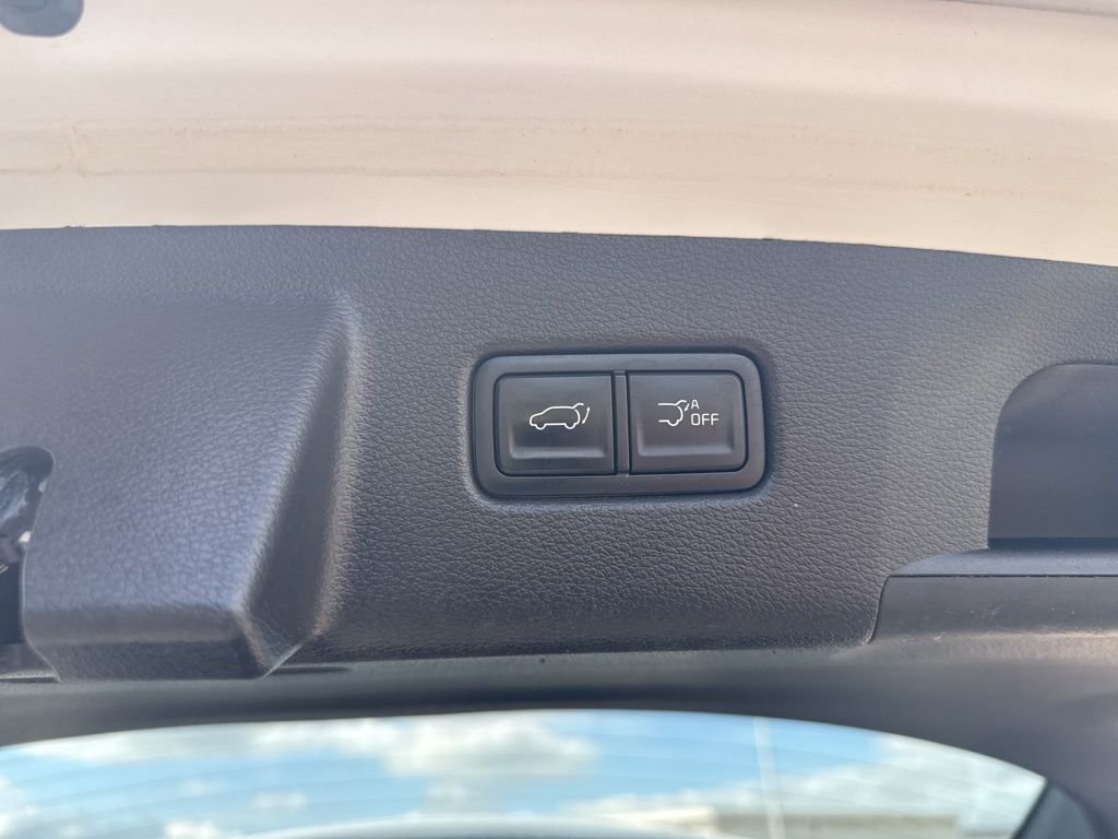 Used 2023 Black Kia SX X-Line image 10