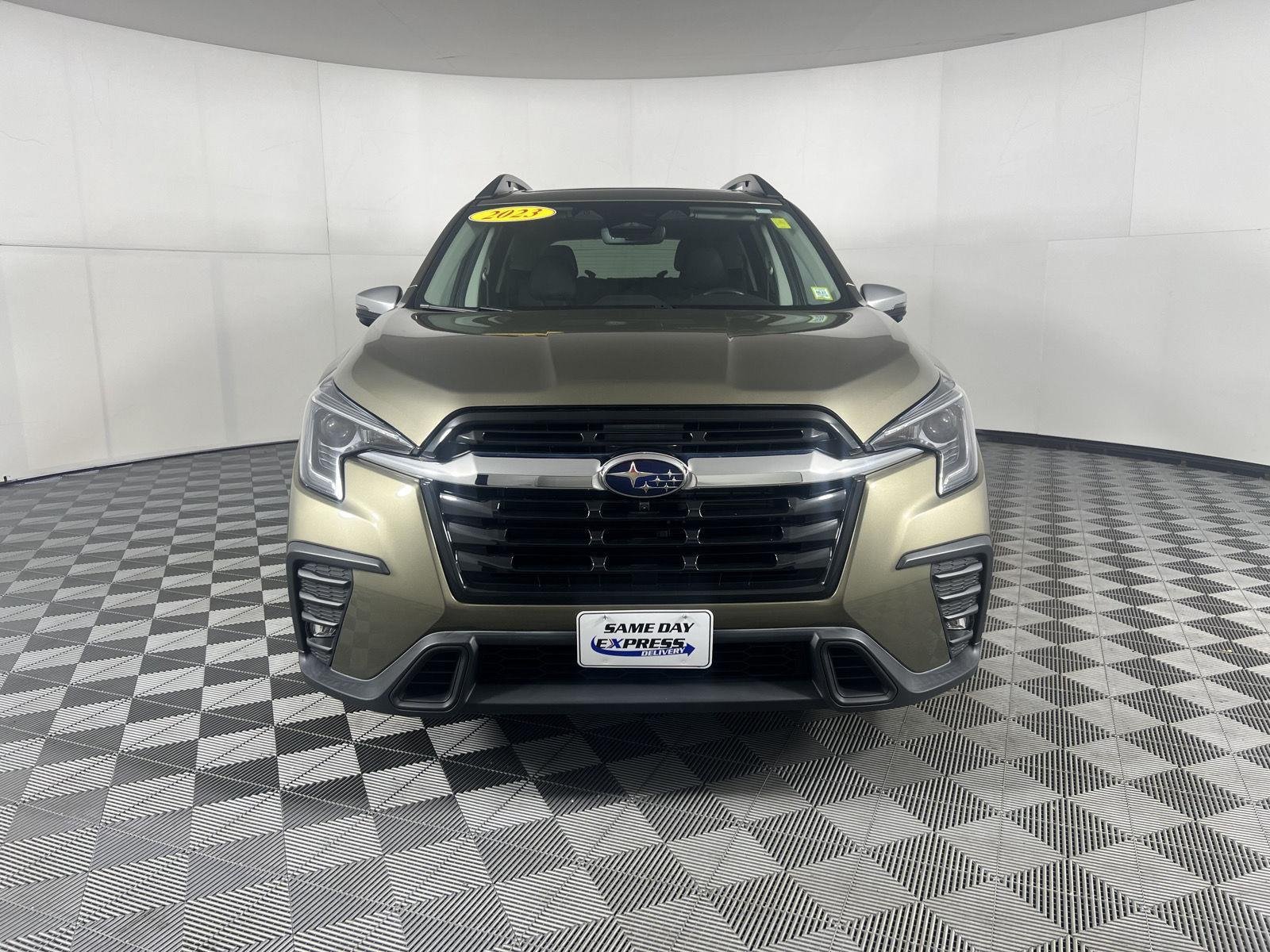 Used 2023 Autumn Green Metallic Subaru Limited image 33