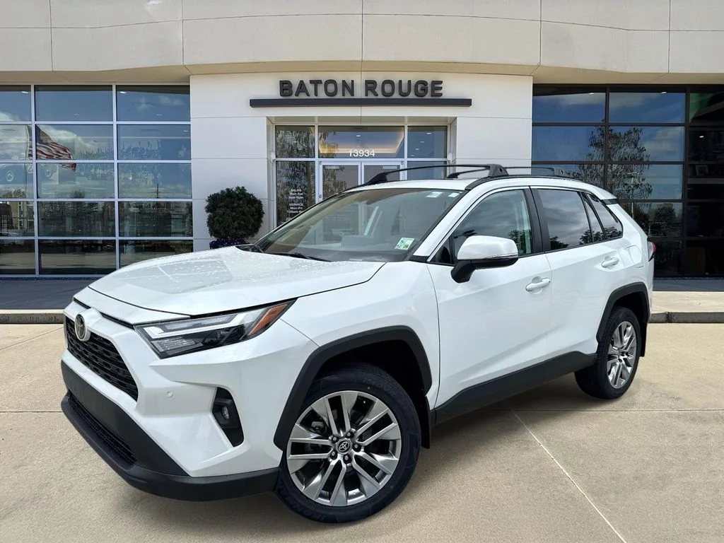 2023 Toyota RAV4 XLE Premium FWD's photo