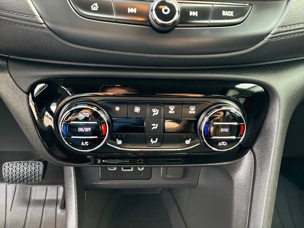 Used 2023 Black Buick Select image 18