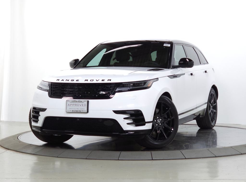 Certified Used 2026 White Land Rover Dynamic SE image 1