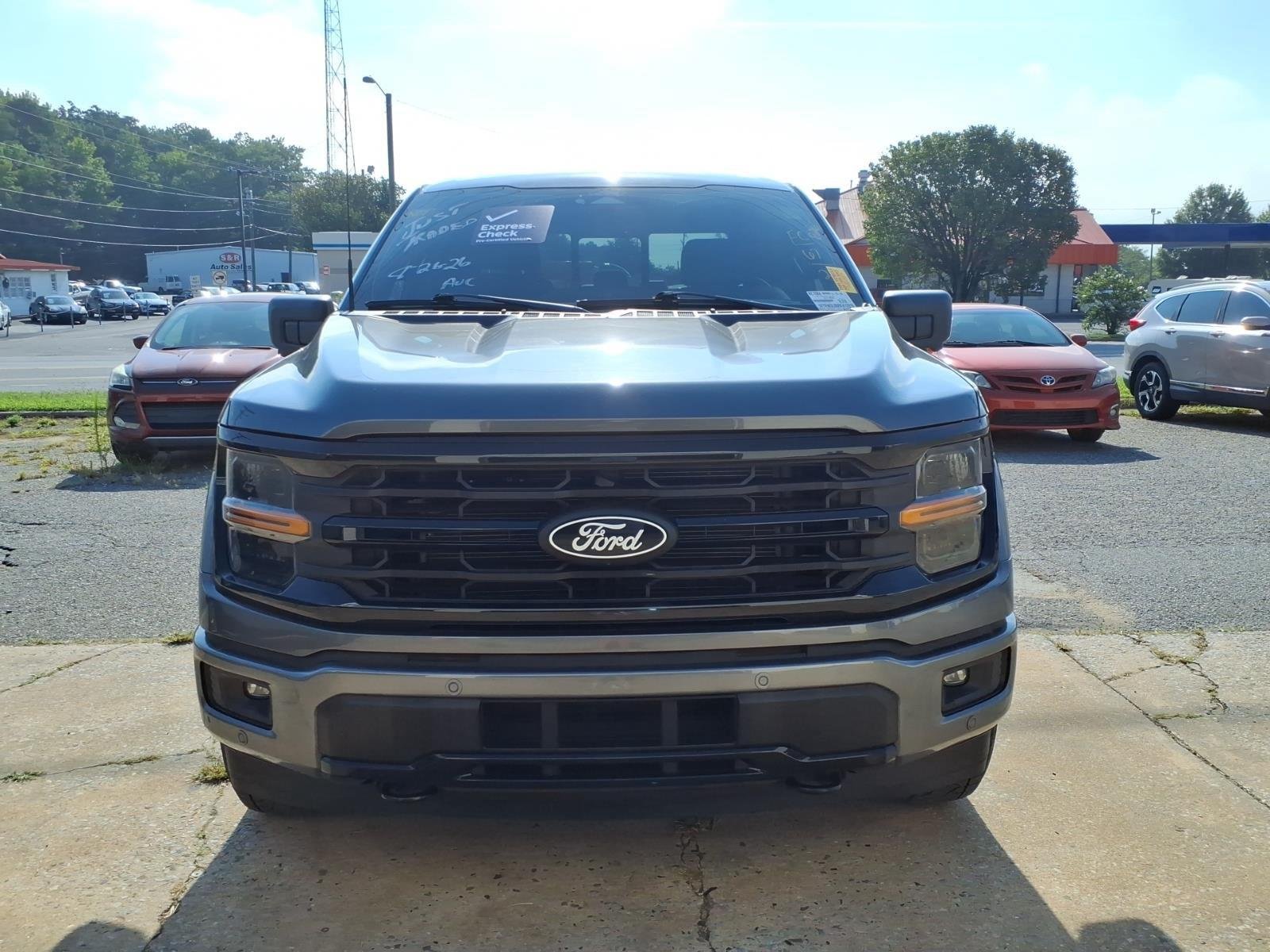 Used 2024 Carbonized Gray Metallic Ford XLT image 2