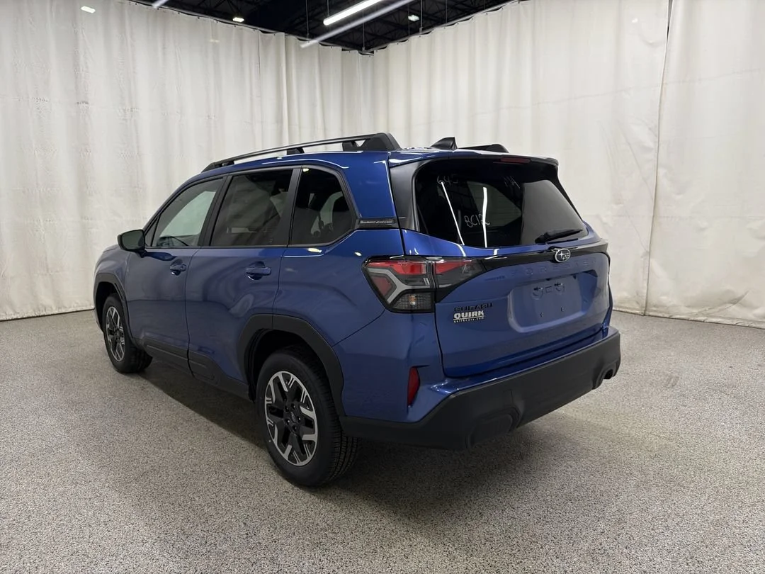 New 2026 Daybreak Blue Pearl Subaru Premium image 9