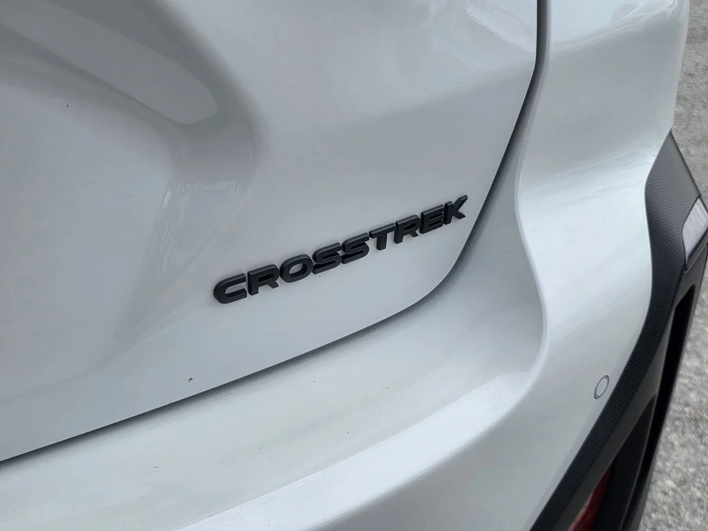 New 2026 CRYSTAL WHITE PEARL Subaru Limited image 8