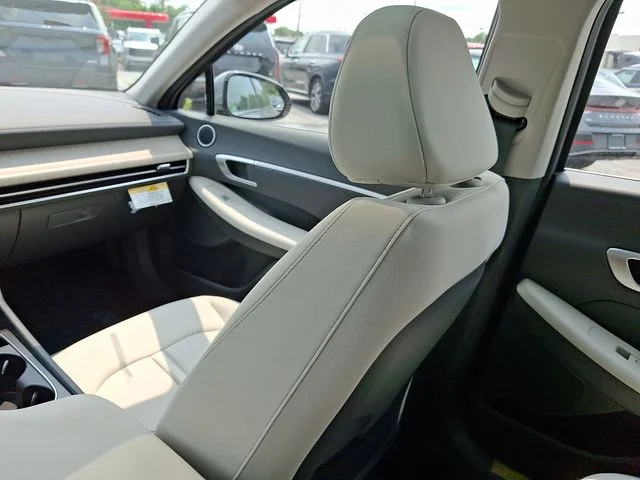 New 2026 Blue Hyundai SEL image 11