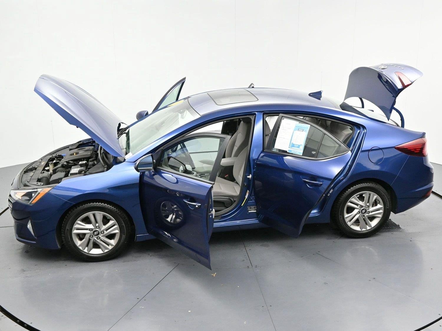 Used 2020 Lakeside Blue Hyundai Value Edition image 42