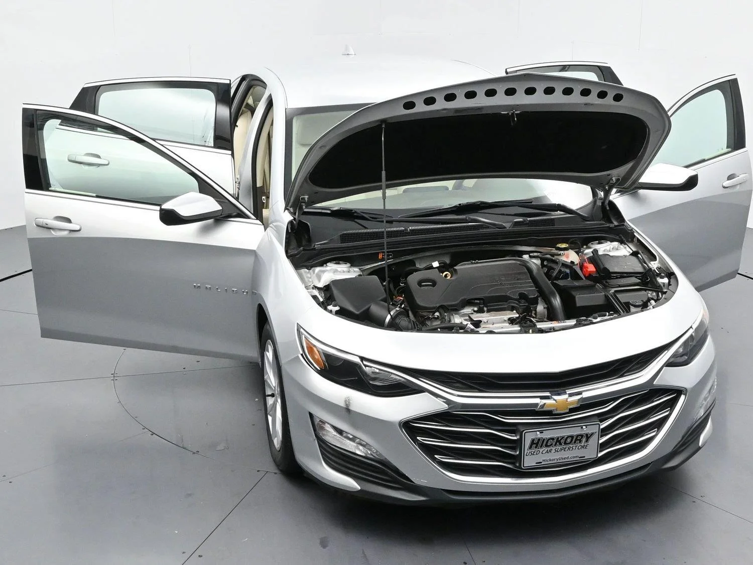 Used 2020 Silver Ice Metallic Chevrolet LT image 40