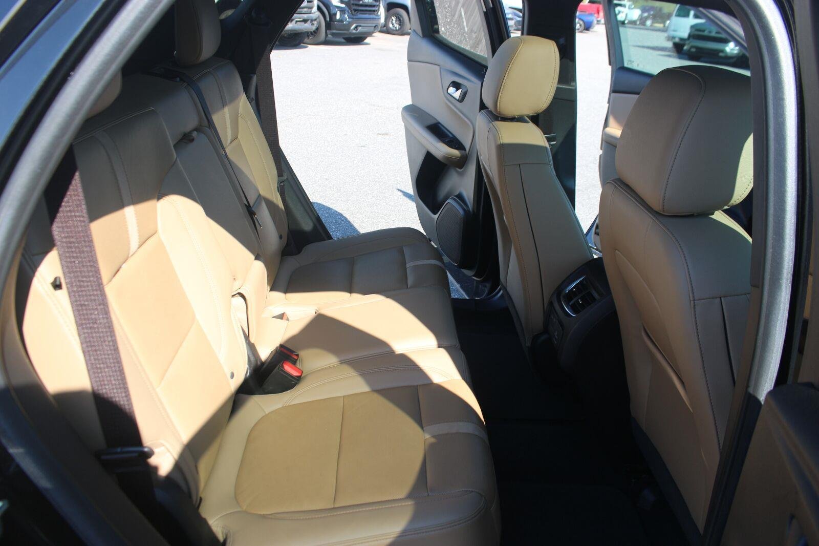 Used 2020 BLACK Chevrolet Premier image 38