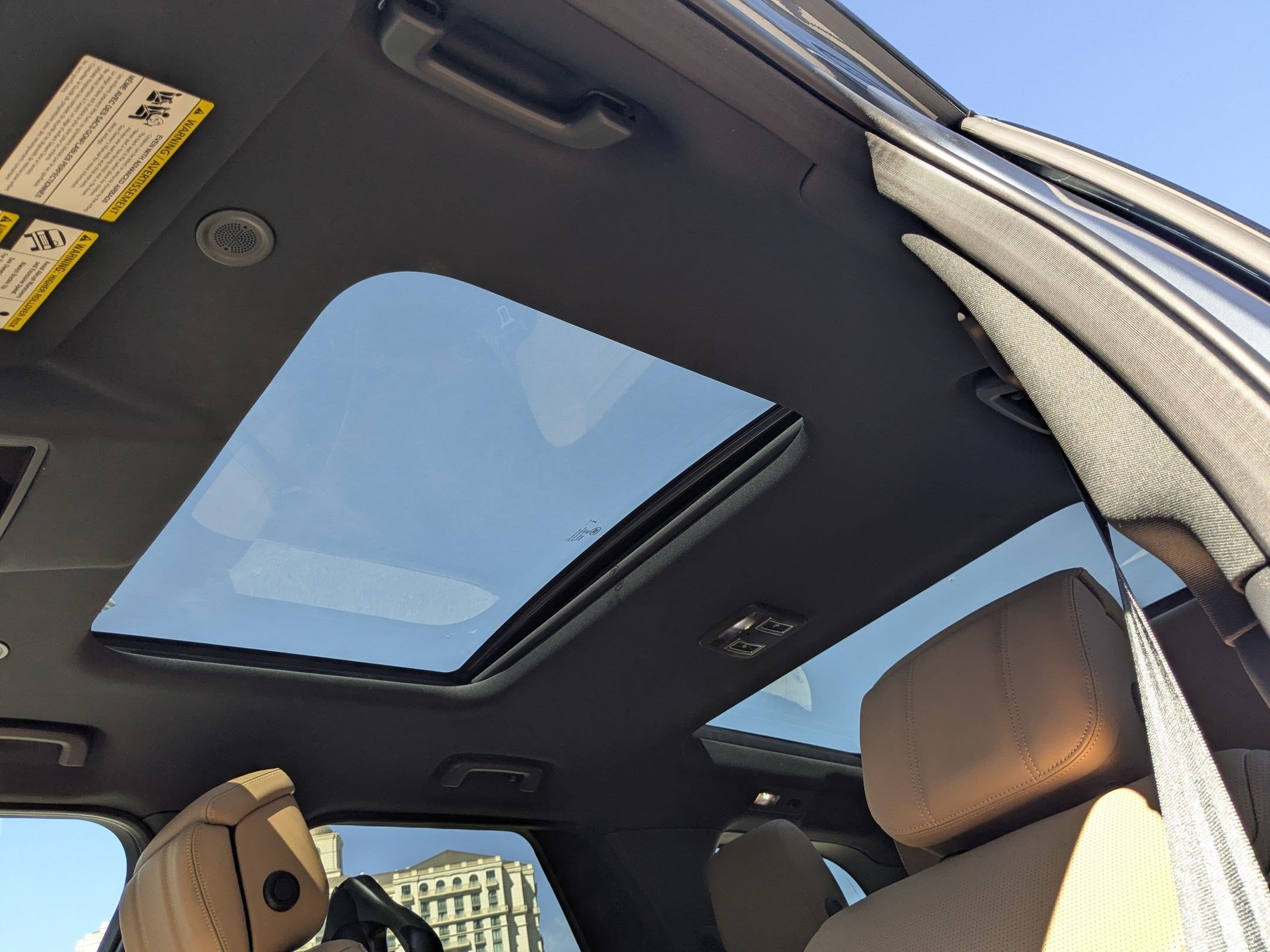 New 2026 Varesine Blue Land Rover Dynamic SE image 27