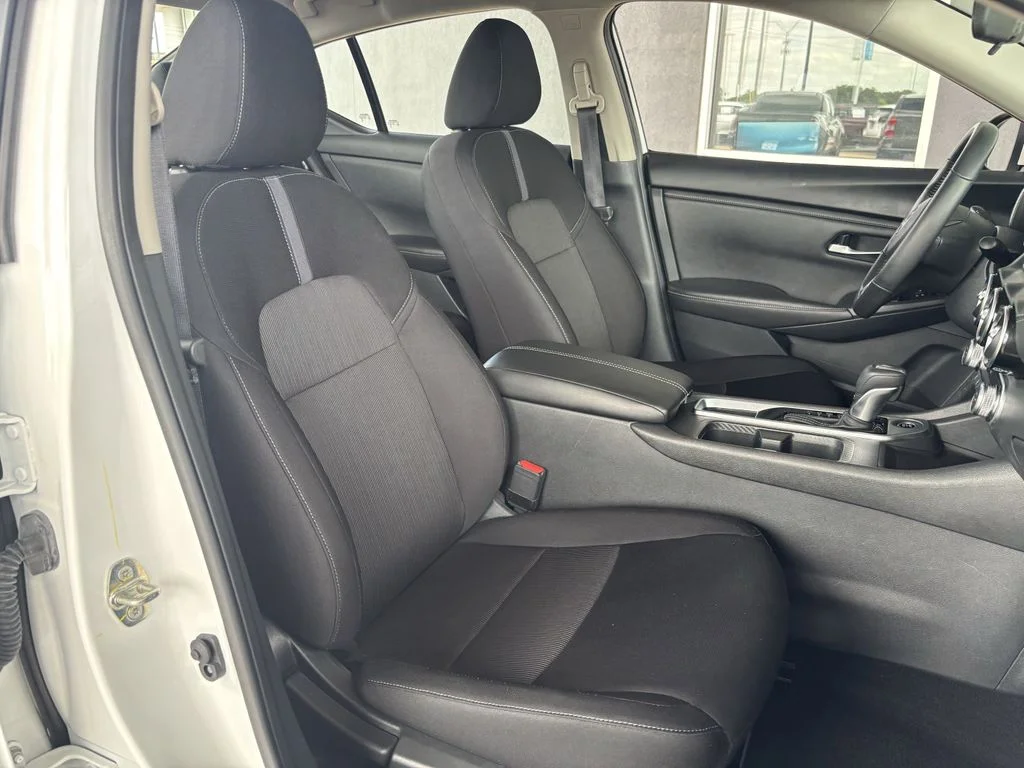 Used 2024 White Nissan SV image 22