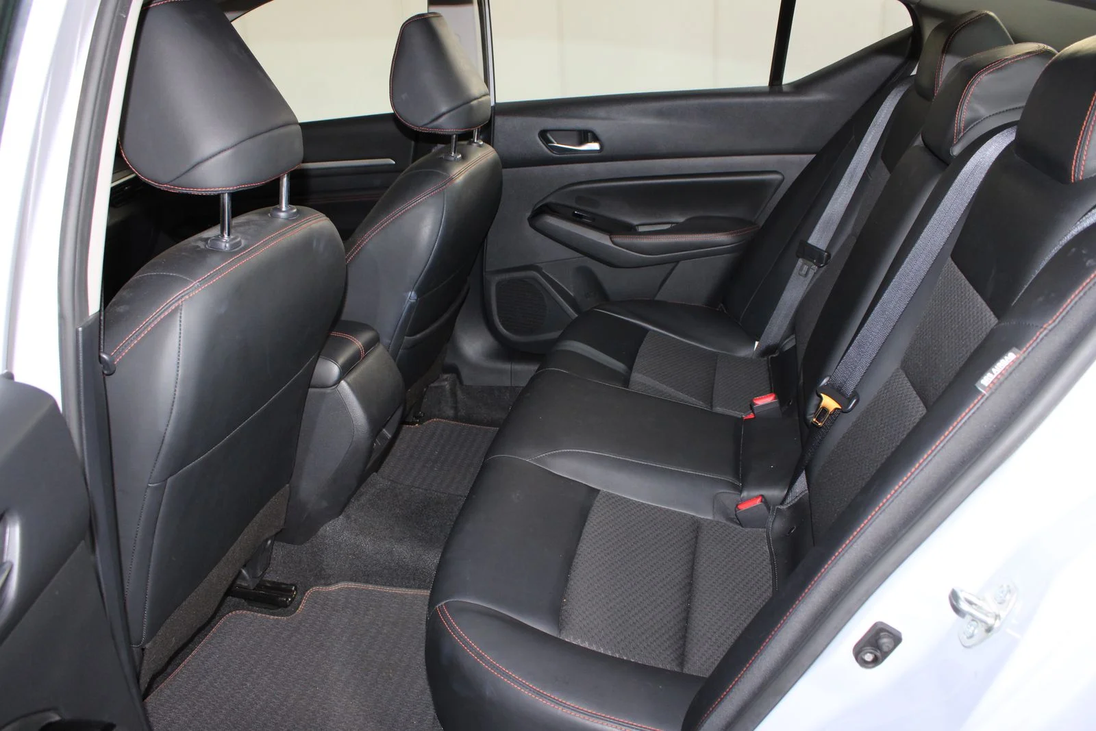 Used 2023 Gray Nissan 2.5 SR image 5