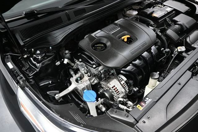 Used 2021 Black Kia EX image 42
