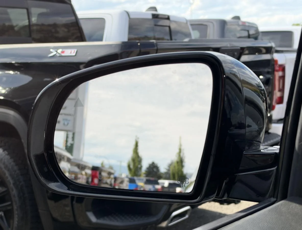 New 2026 Grey Jeep Laredo image 32