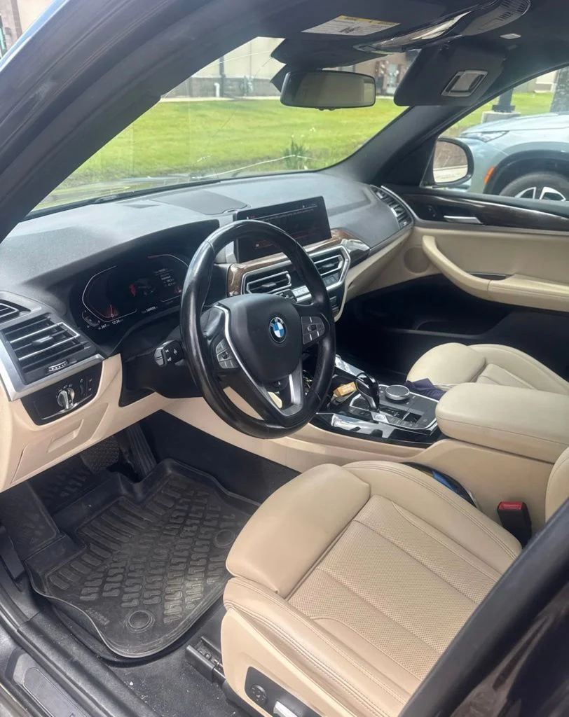 Used 2022 Gray BMW xDrive30i image 4