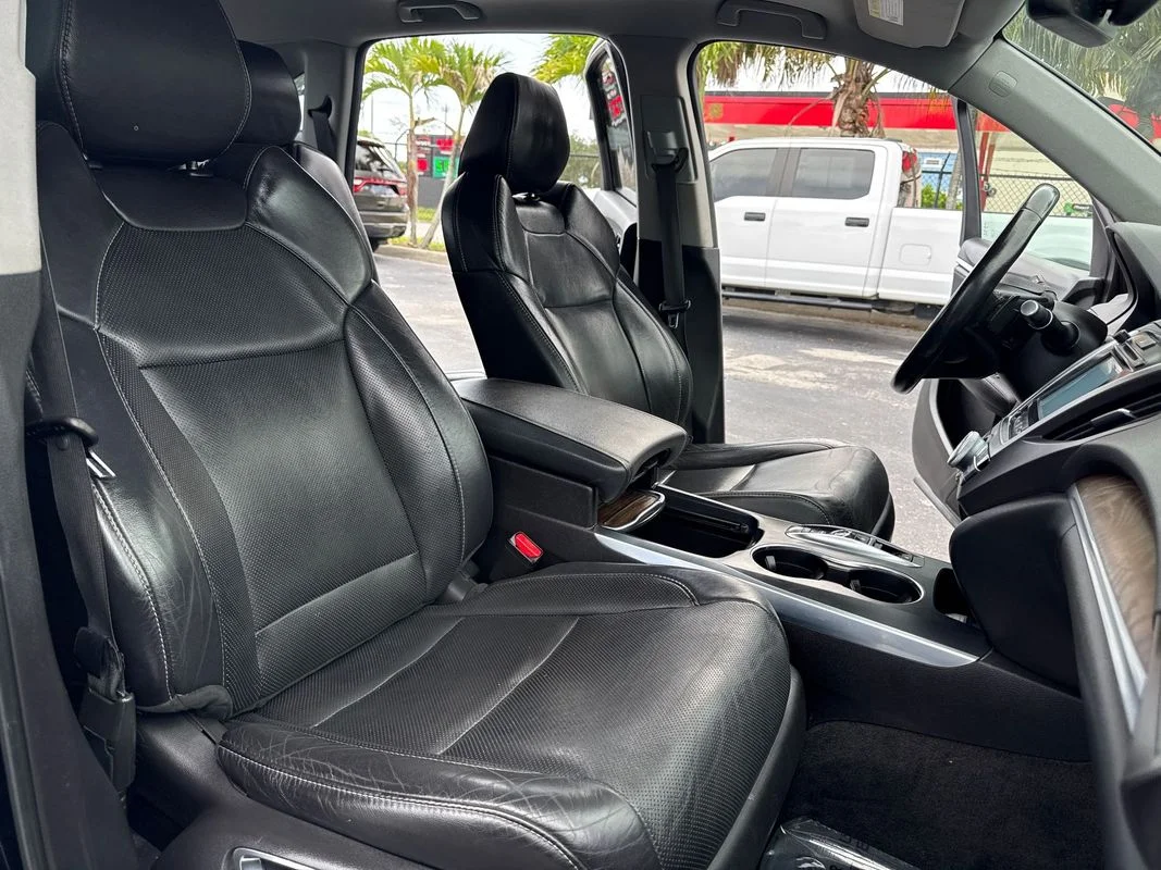 Used 2020  Acura Technology Package image 17