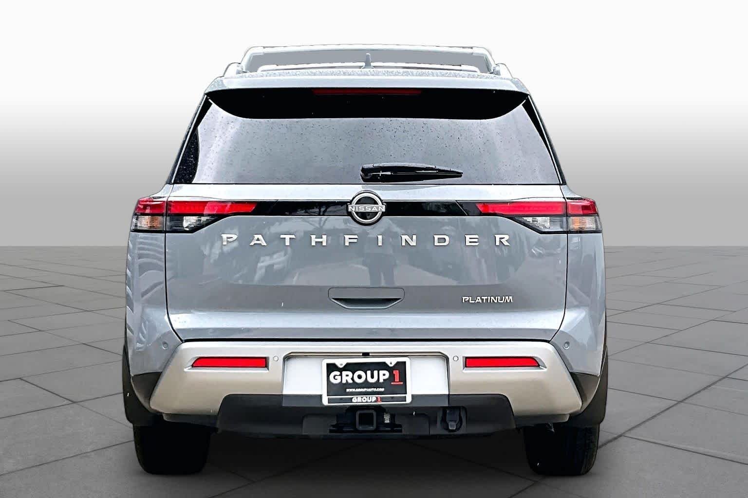 Used 2025 Boulder Gray Pearl Nissan Platinum image 5