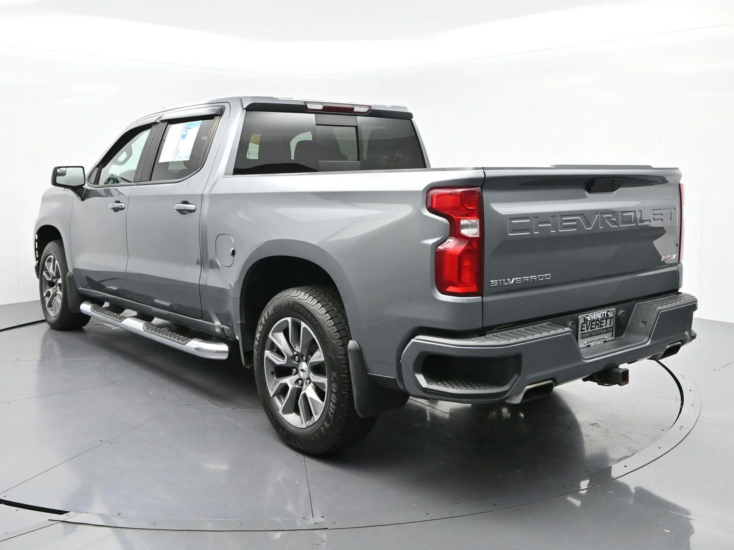 Used 2020 SATIN STEEL METALLIC Chevrolet RST image 5
