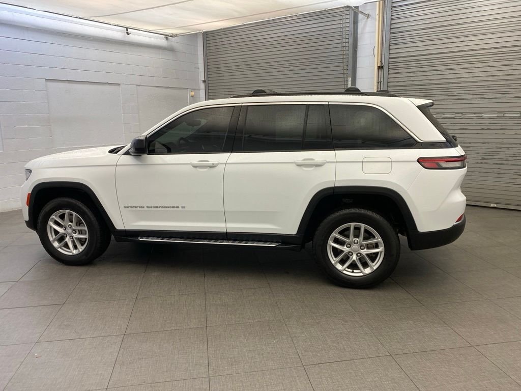 Certified Used 2024 White Jeep Laredo image 11