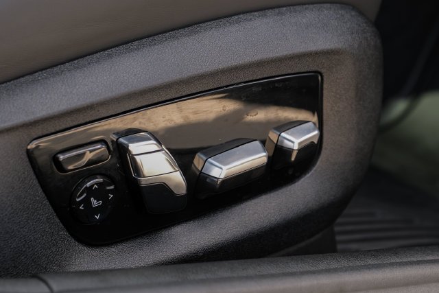 Used 2022 Black BMW Base image 62