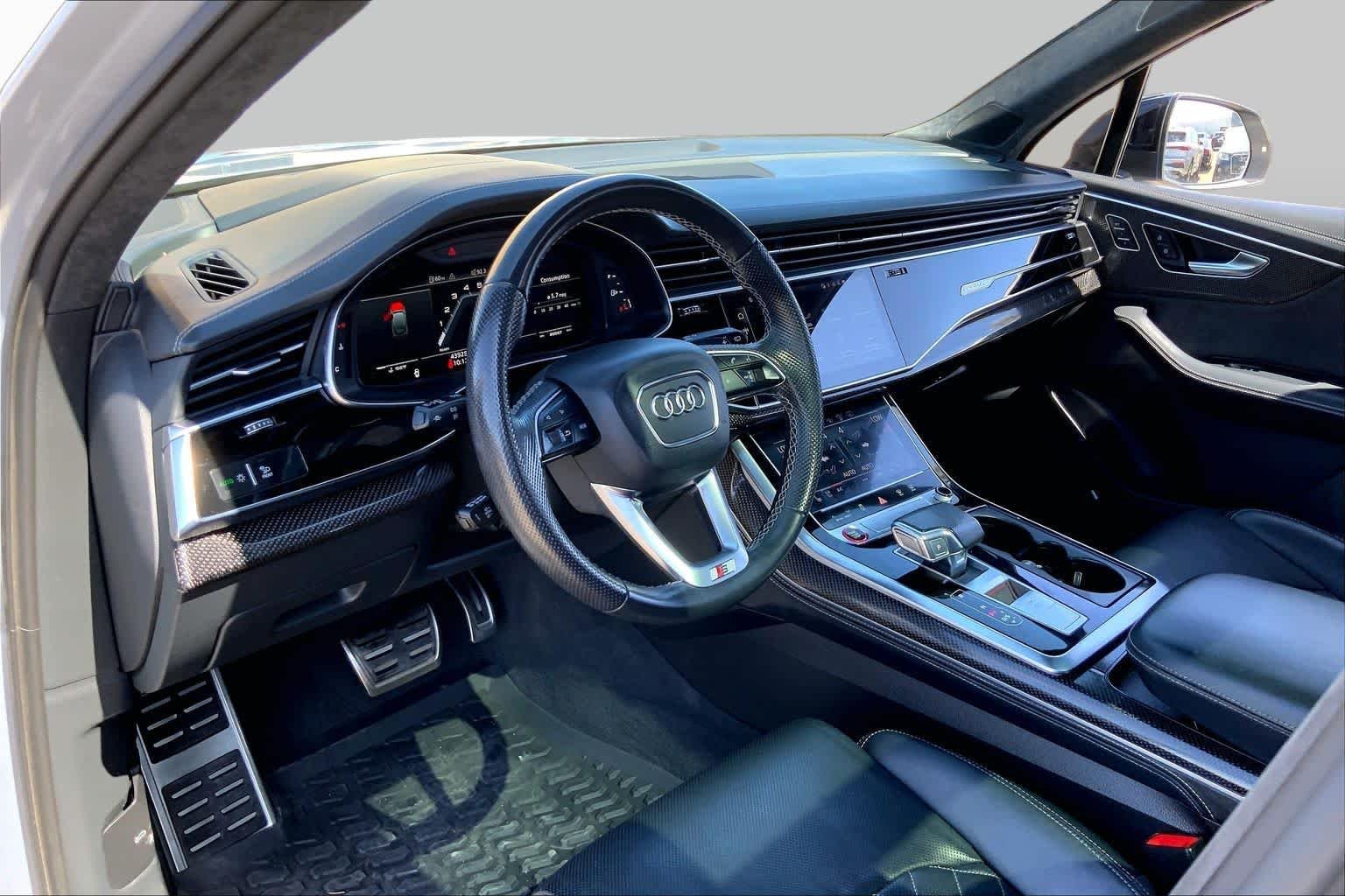 Used 2022 Florett Silver Metallic Audi Prestige image 18