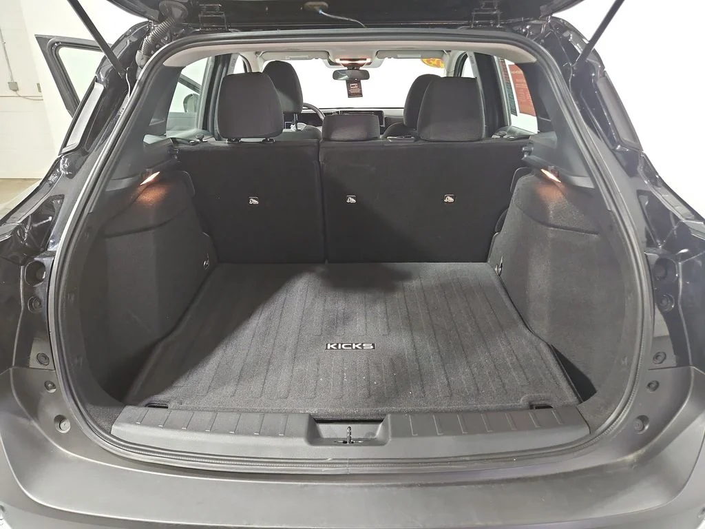 Used 2025 Black Nissan S image 23