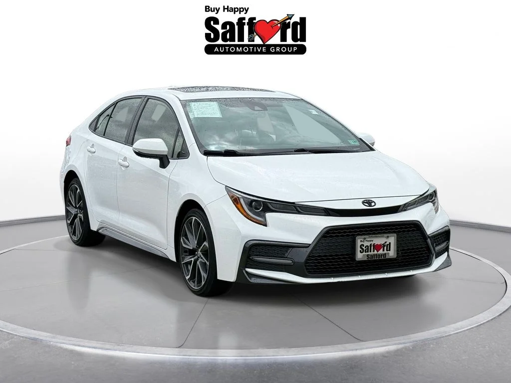Used 2021 White Toyota SE image 10