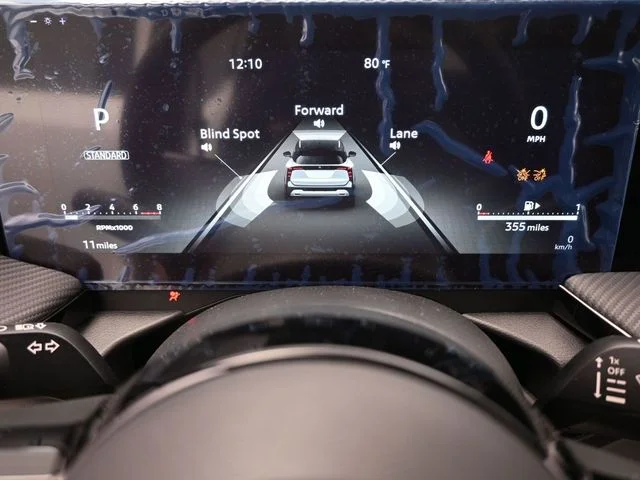2025 Nissan Kicks SR - Photo 17