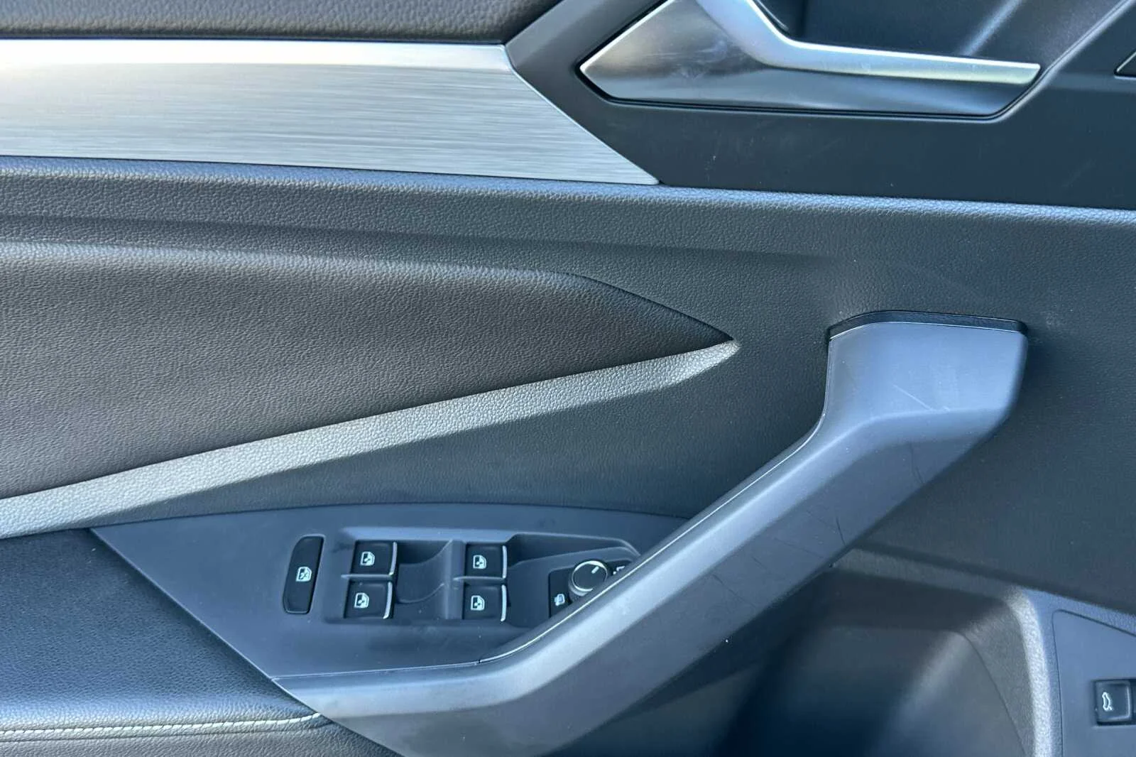 2026 Volkswagen Jetta Sport - Photo 11