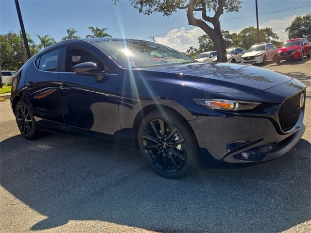 2026 Mazda Mazda3 Hatchback 2.5 Select Sport photo 2