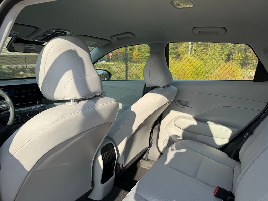 2026 Hyundai Kona SE - Photo 16
