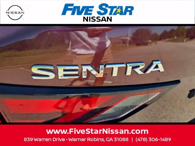 Used 2025  Nissan SV image 11