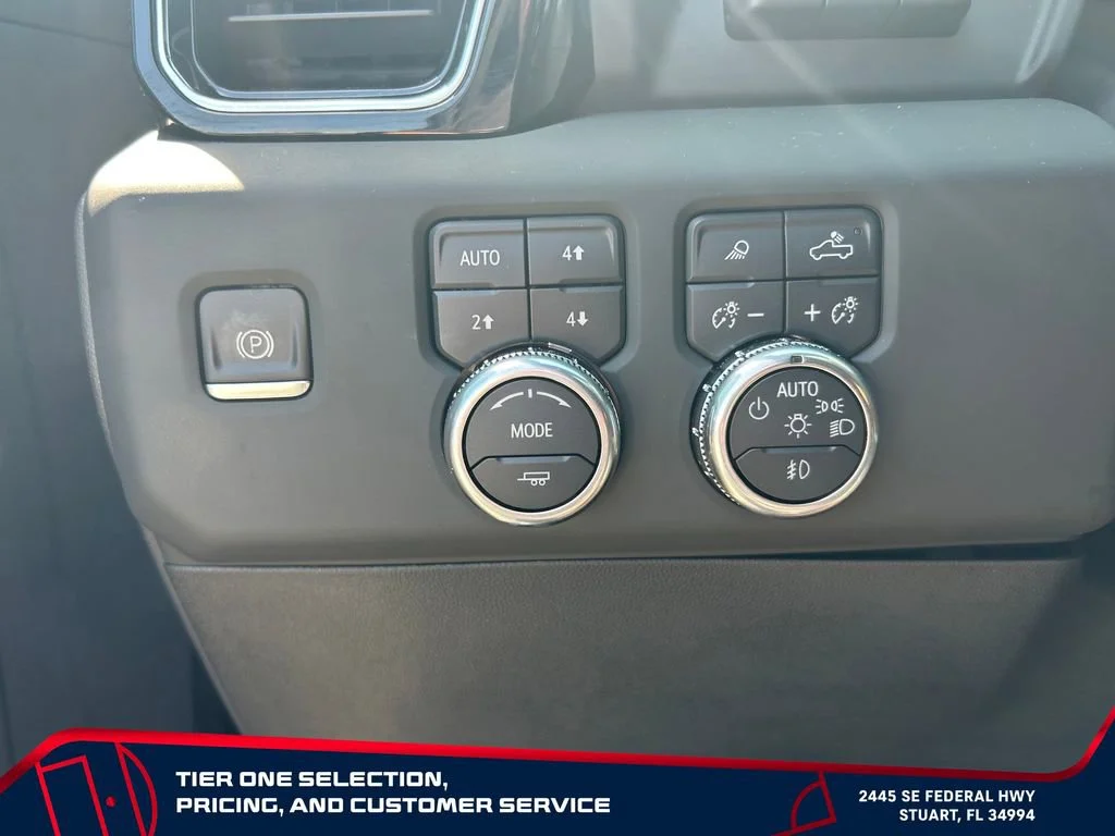 Used 2025 Onyx Black GMC Denali Ultimate image 19