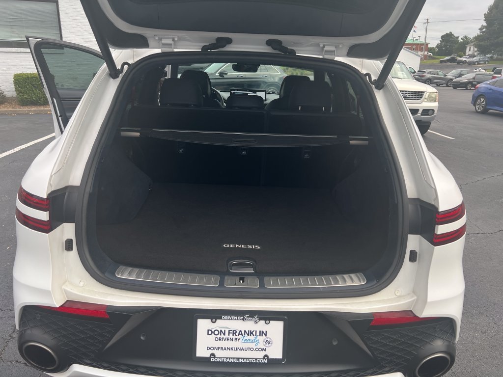 Used 2023 White Genesis 2.5T image 27
