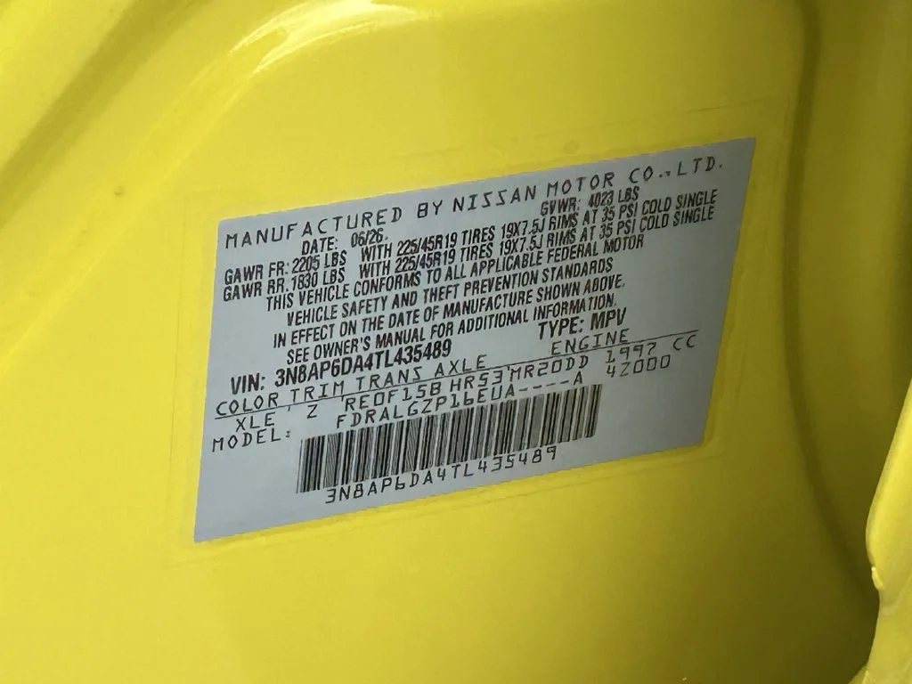 New 2026 Yuzu Yellow Metallic / Super Black Two-tone Nissan SR image 20