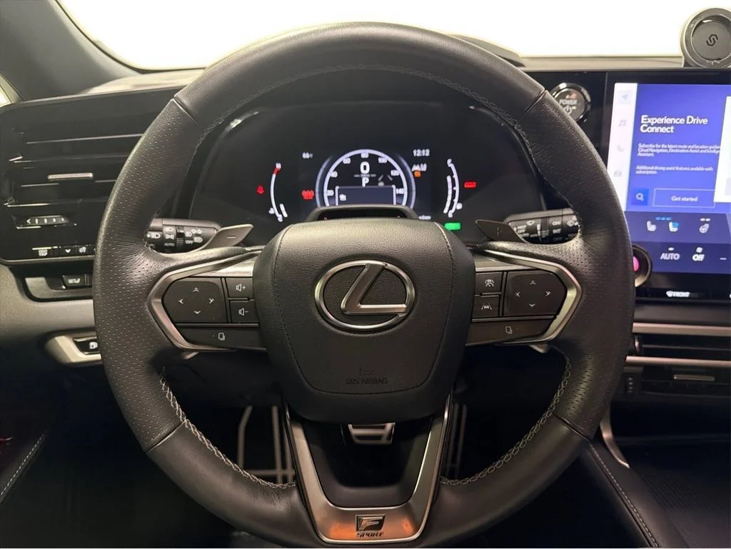 Used 2023 White Lexus 500h F SPORT Performance image 19