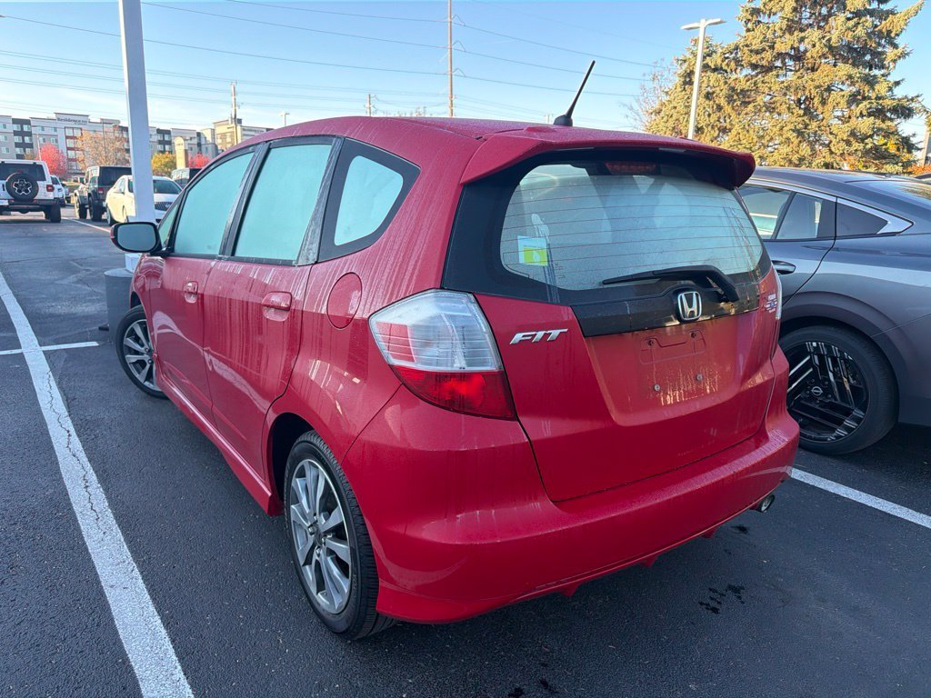 Used 2013 Milano Red Honda Sport image 2