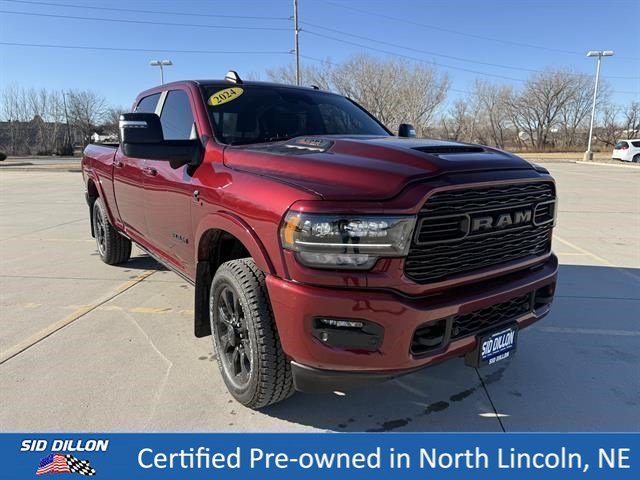 Used 2024 Delmonico Red Pearlcoat Ram Limited image 6