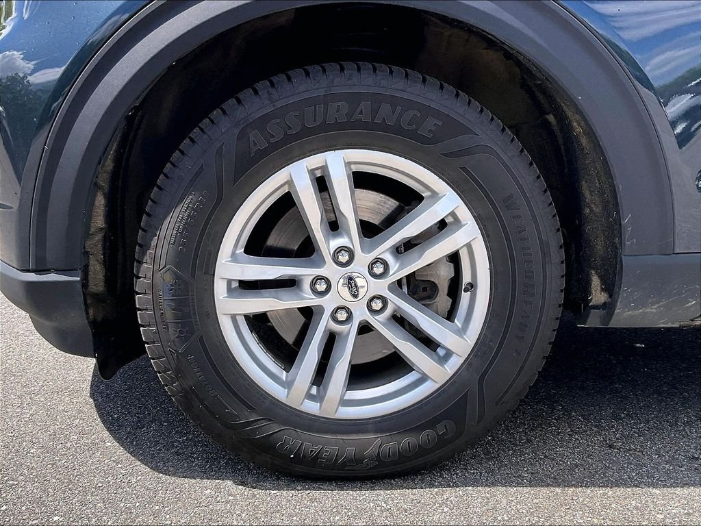 Used 2024 Stone Blue Metallic Ford XLT image 7