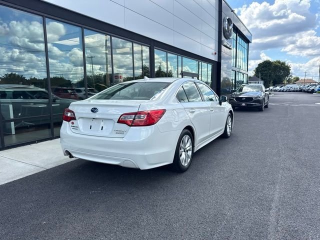 Used 2017 White Subaru 2.5i image 3