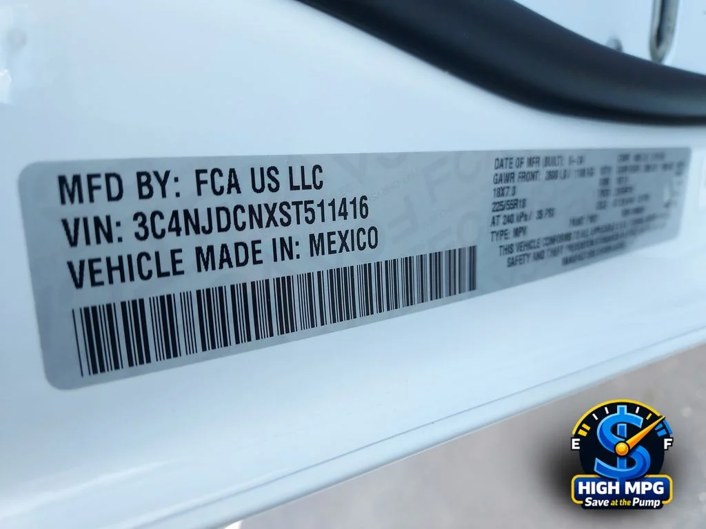 Used 2025 White Jeep Limited image 22