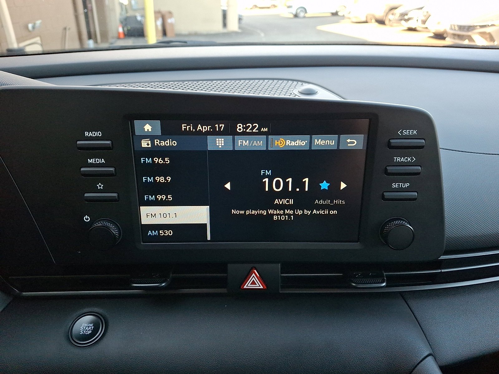 Used 2025 Abyss Black Hyundai SEL Sport image 15