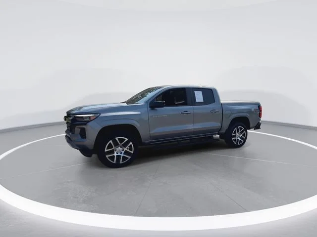 Used 2023 Gray Chevrolet Z71 image 6