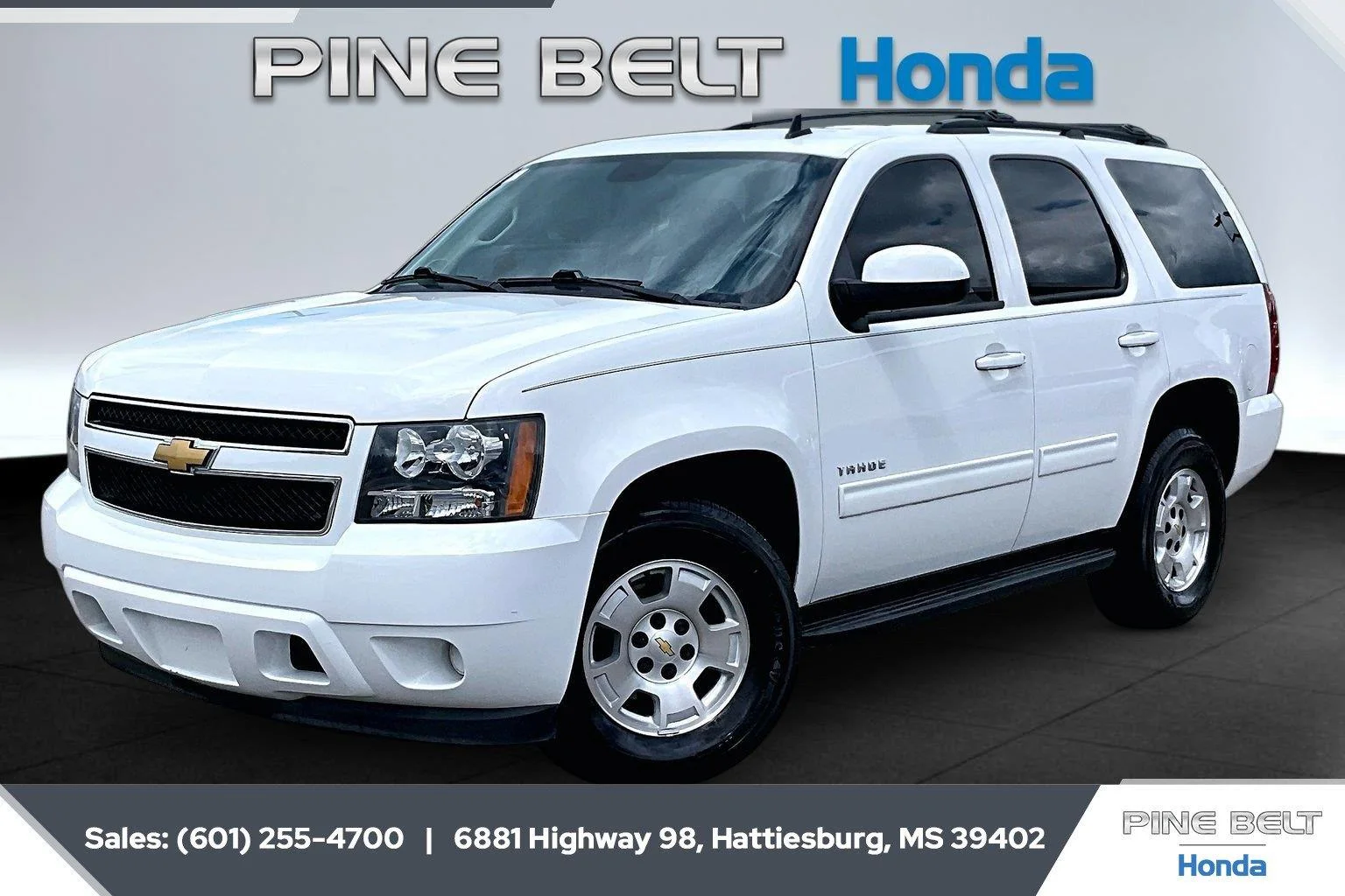 Used 2013 Summit White Chevrolet LS image 10