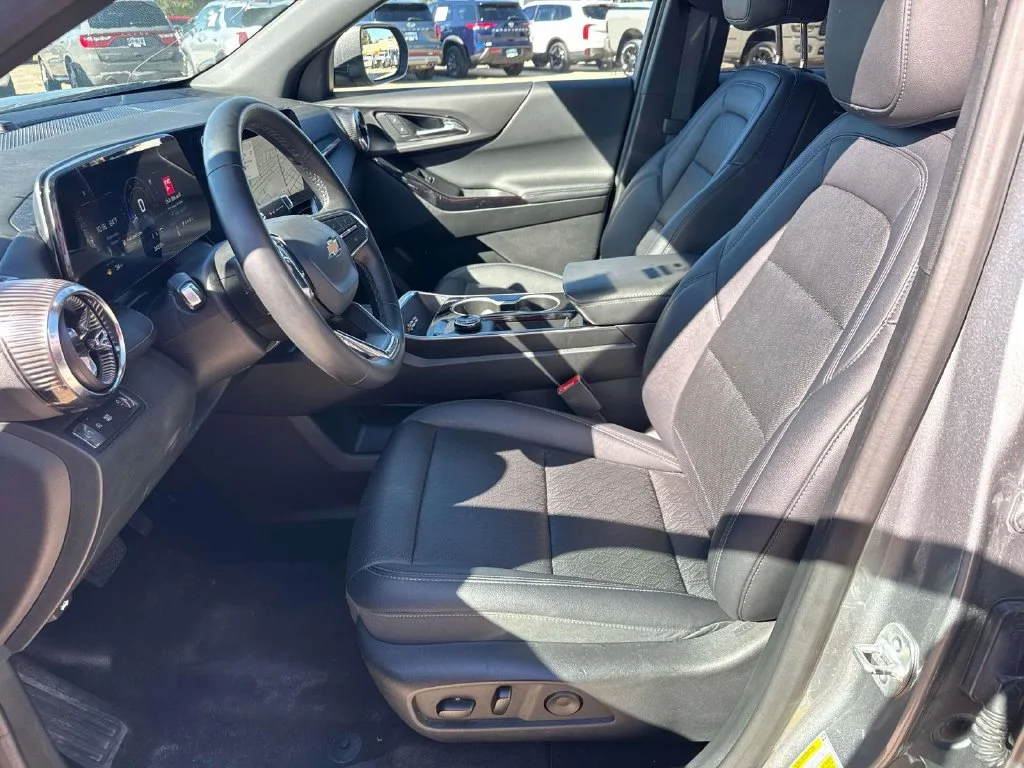 Used 2026 Gray Chevrolet LT image 35