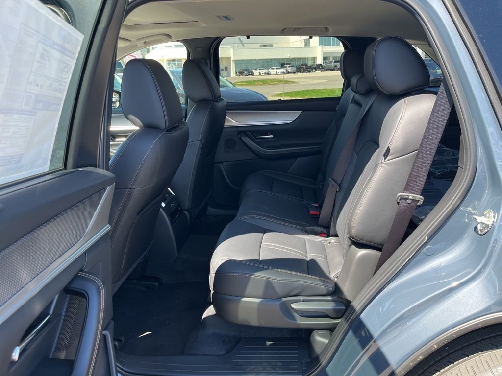 2026 Mazda CX-70 Premium Package - Photo 8
